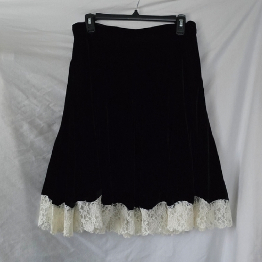American Retro Carole Black Velvet Skirt with Lace Trim NEW sz 8 Whimsigoth